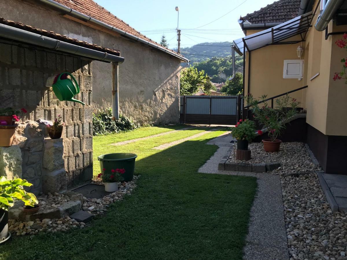 Hotel Rózsa Vendégház Tokaj Exterior foto