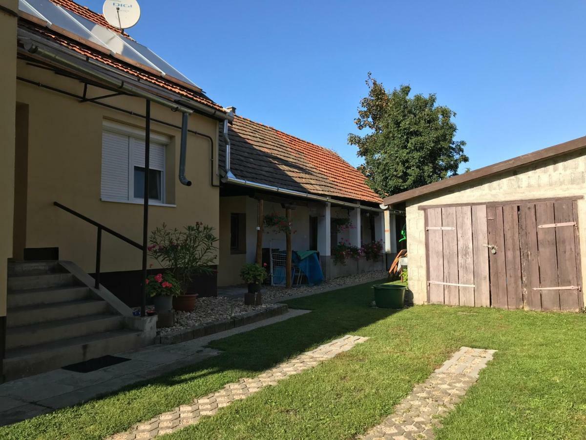 Hotel Rózsa Vendégház Tokaj Exterior foto